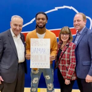 AHA CEO Nancy Brown with Senator Chuck Schumer, Damar Hamlin, and Jeff Miller.
