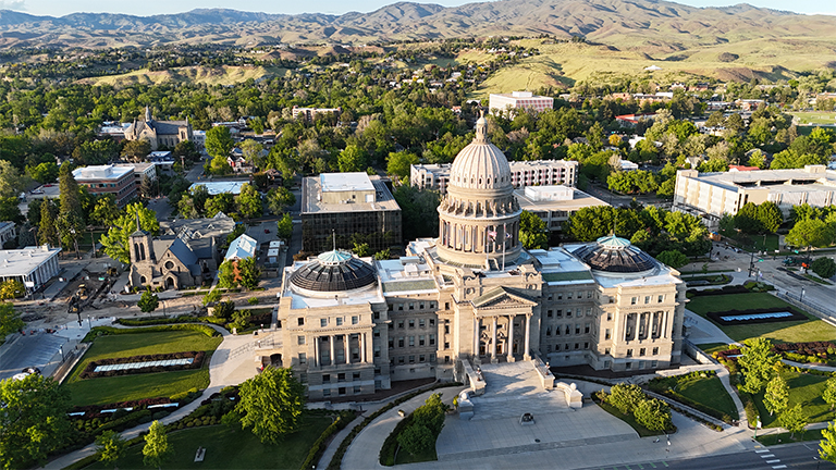 Arial photo of the Montana Capitol building.